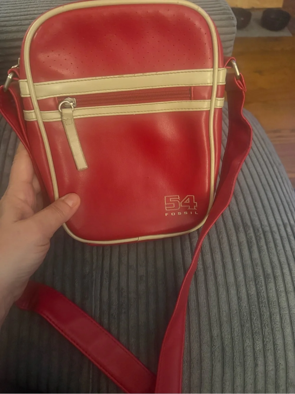 Fossil Red Retro Crossbody Bag with Cream Trim GUC